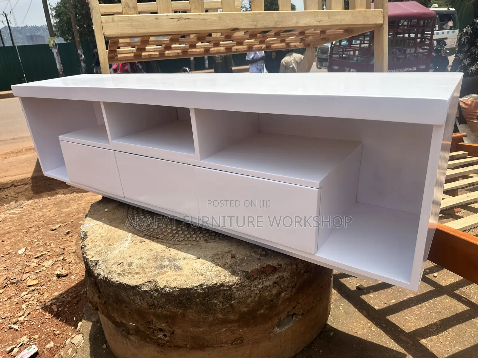 Modern Tv Stand 6feet