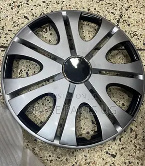 Sporty Wheel Cap