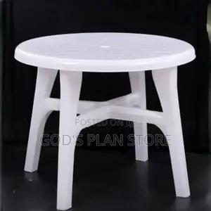 4 Stands Round Table Plastic