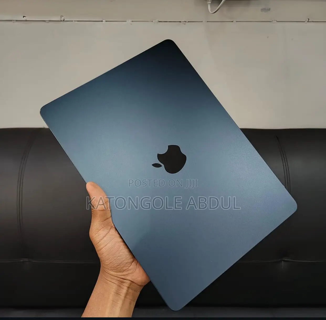 New Laptop Apple MacBook Air 2022 M2 16GB Intel Core M2 SSD 256GB
