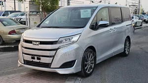 Toyota Noah 2.0 FWD (8 Seater) 2019 Silver