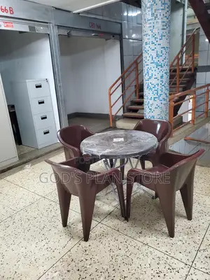 Bamboo Foldable Table and Plastic Sofa Chairs for Bar