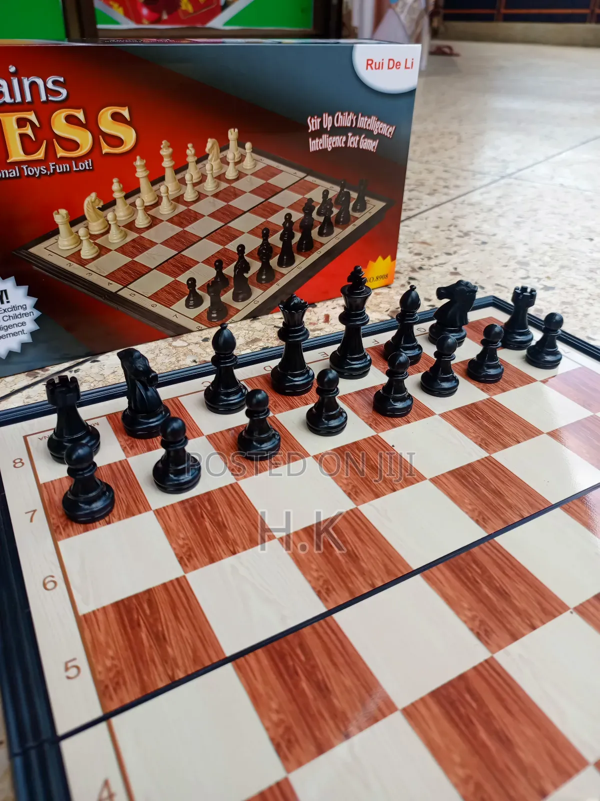 Brains Magnetic Chess Set.