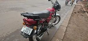 Bajaj Boxer 125 2025 Red