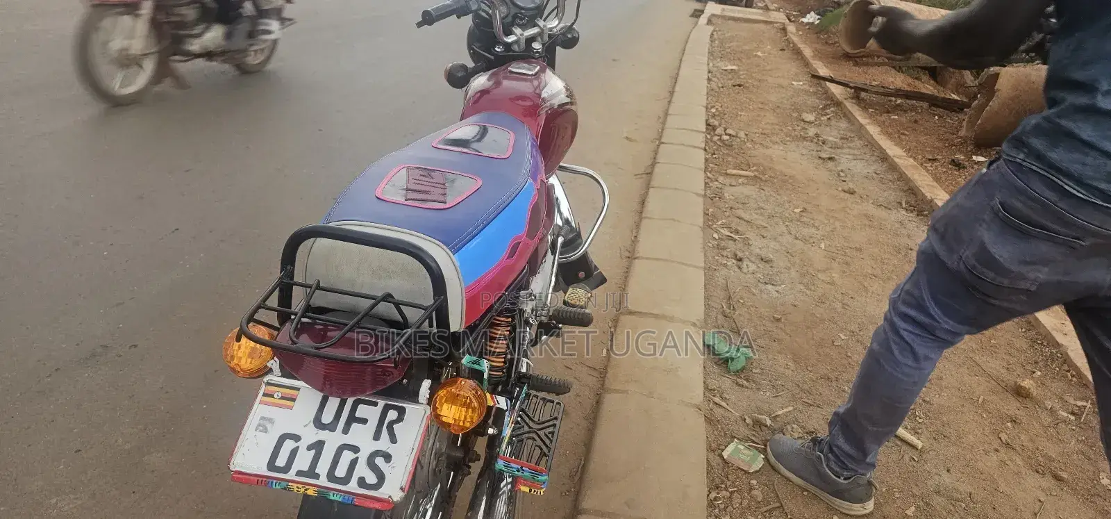 Bajaj Boxer 2023 Red