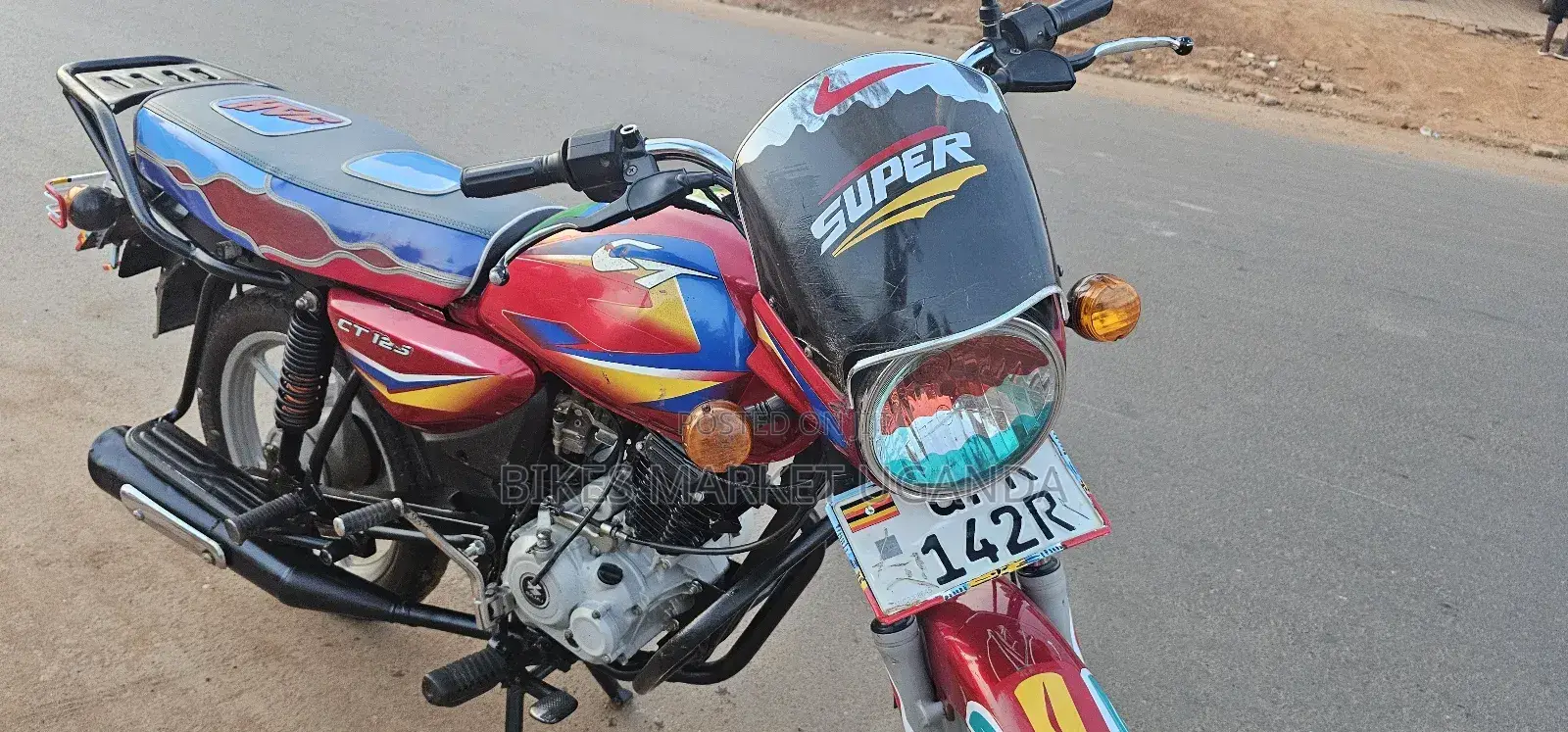 Bajaj Boxer 125 2023 Red