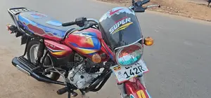 Bajaj Boxer 125 2023 Red