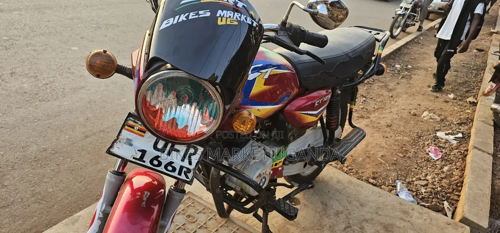 Bajaj Boxer 125 2023 Red