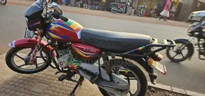 Bajaj Boxer 125 2023 Red
