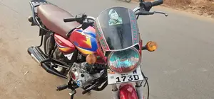 Bajaj Boxer 125 2023 Red