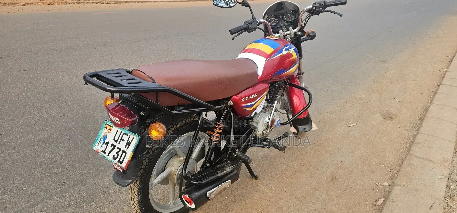 Bajaj Boxer 125 2023 Red