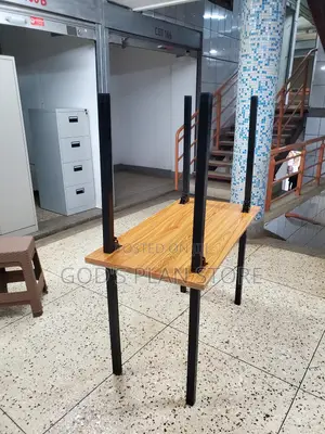 Metallic/Steel Legs Wooden Foldable Restaurant /Hotel Table