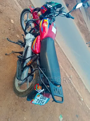 Bajaj CT 110X 2021 Red
