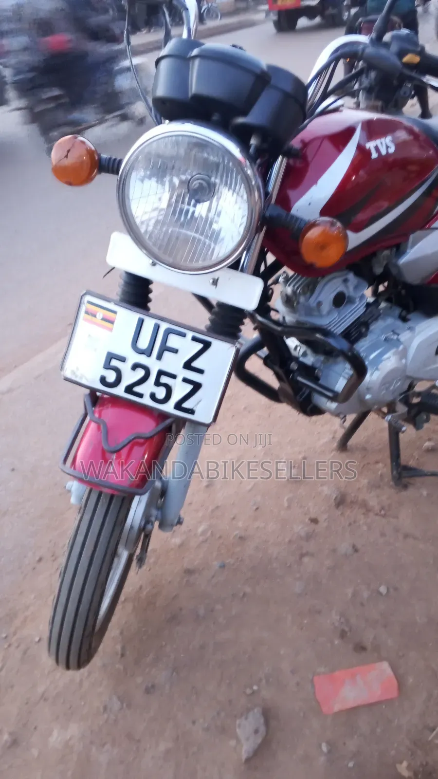 TVS HLX 125 2024 Red