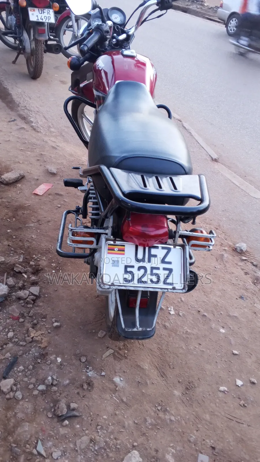 TVS HLX 125 2024 Red