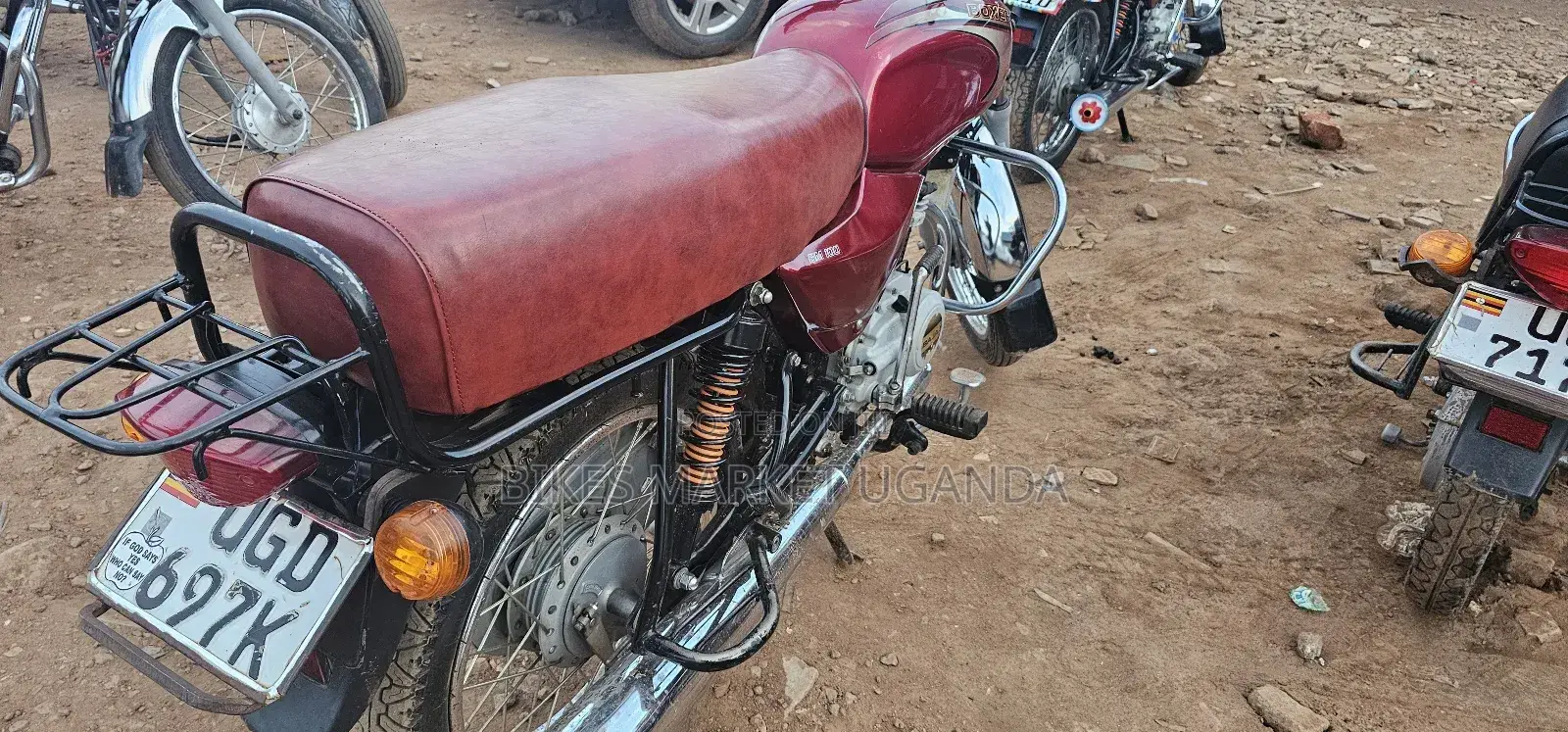 Bajaj Boxer 2025 Red