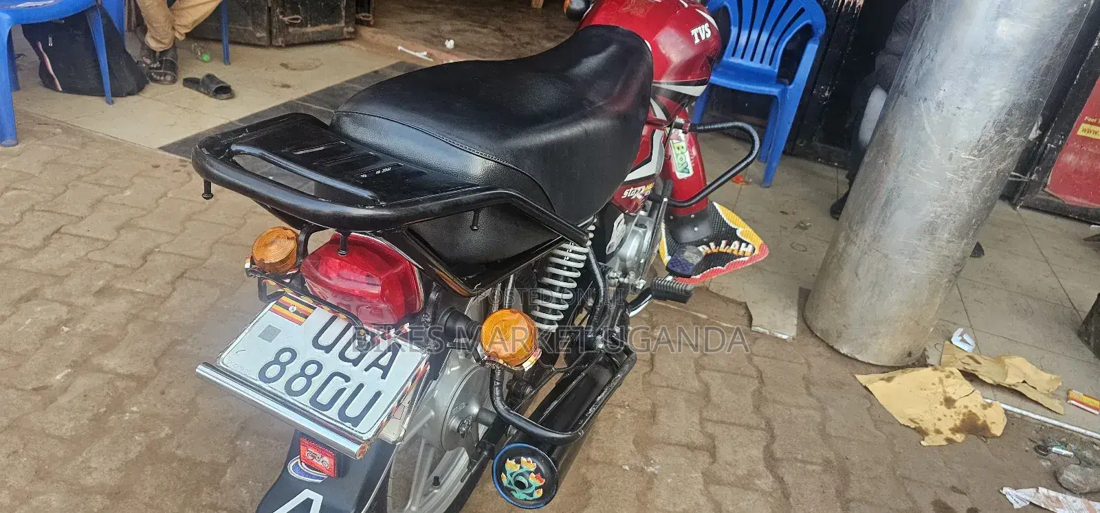 TVS HLX 125 2024 Red