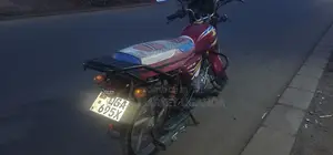 Bajaj Boxer 125 2023 Red