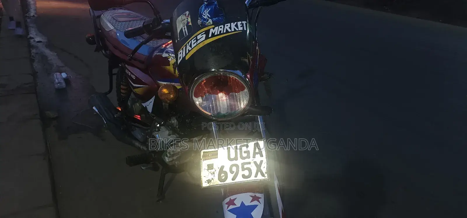 Bajaj Boxer 125 2023 Red