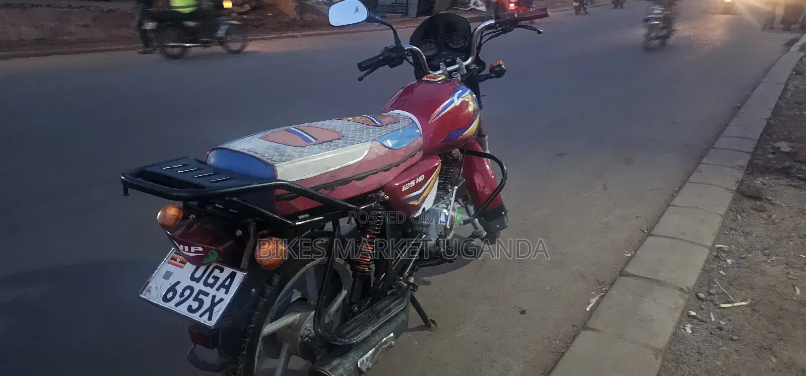 Bajaj Boxer 125 2023 Red