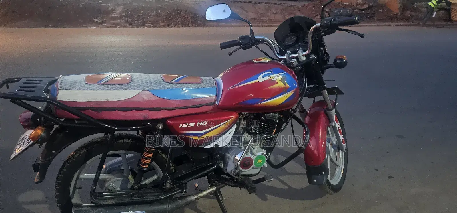 Bajaj Boxer 125 2023 Red