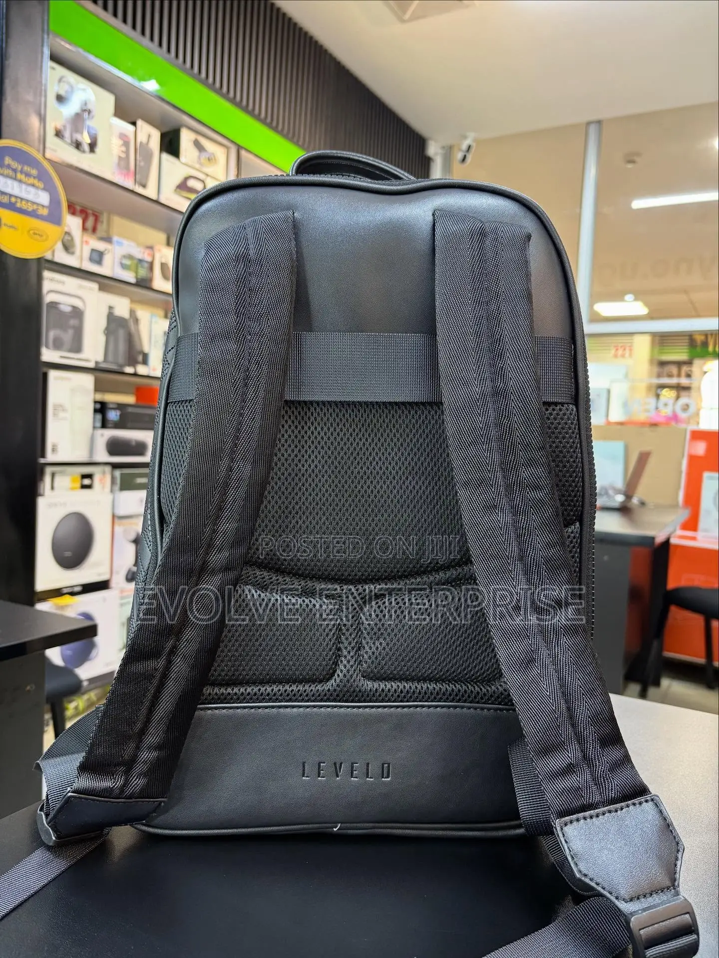 Levelo Gracia Universal Backpack