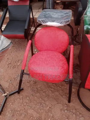 Saloon Sink Chair With Basin