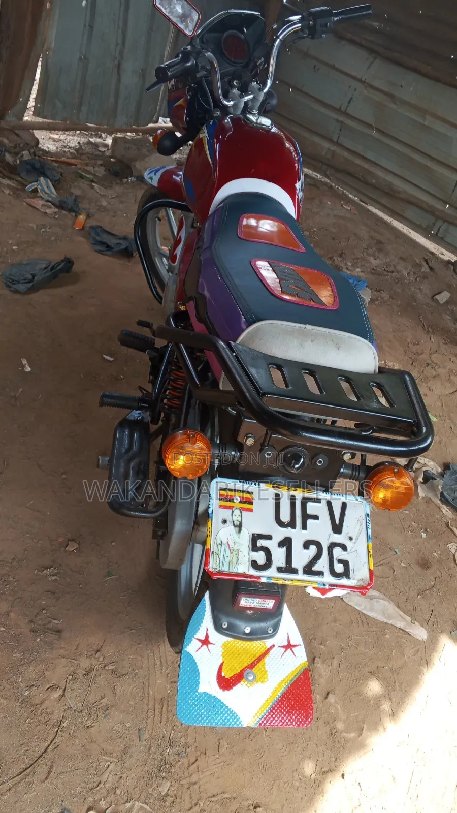 Bajaj Boxer 125 2023 Red
