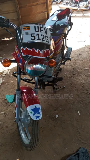 Bajaj Boxer 125 2023 Red