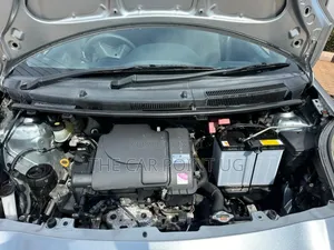 Toyota Vitz 2010 Gray