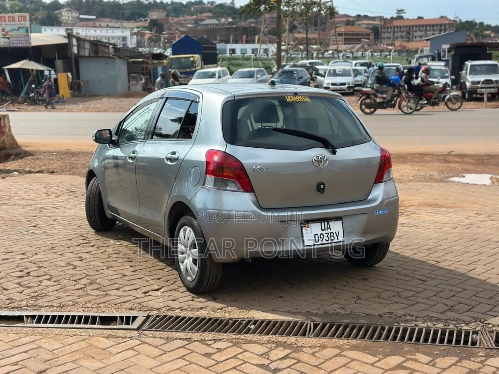Toyota Vitz 2010 Gray