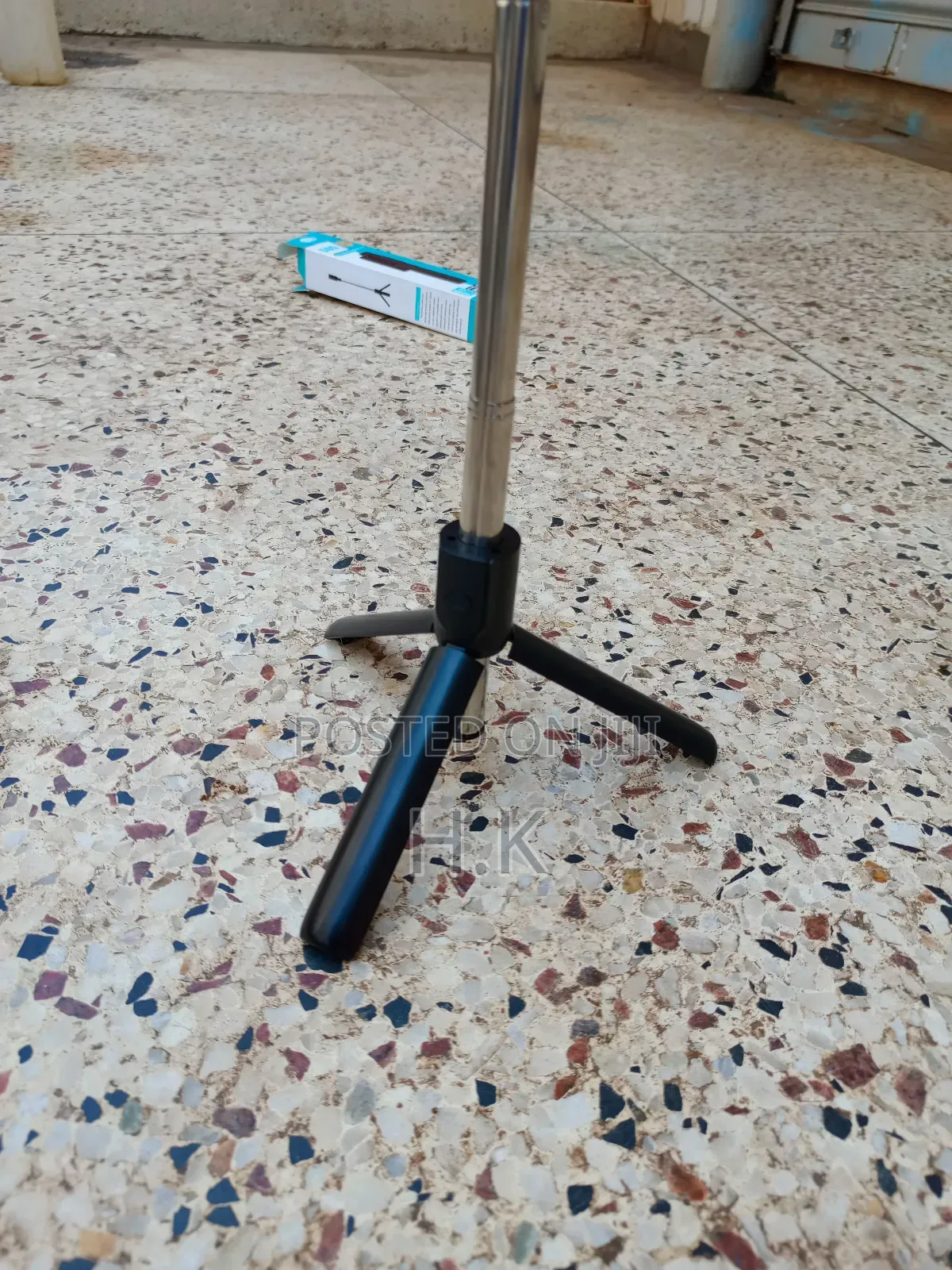 Wireless Bt Remote Multifunctional Selfie Stick