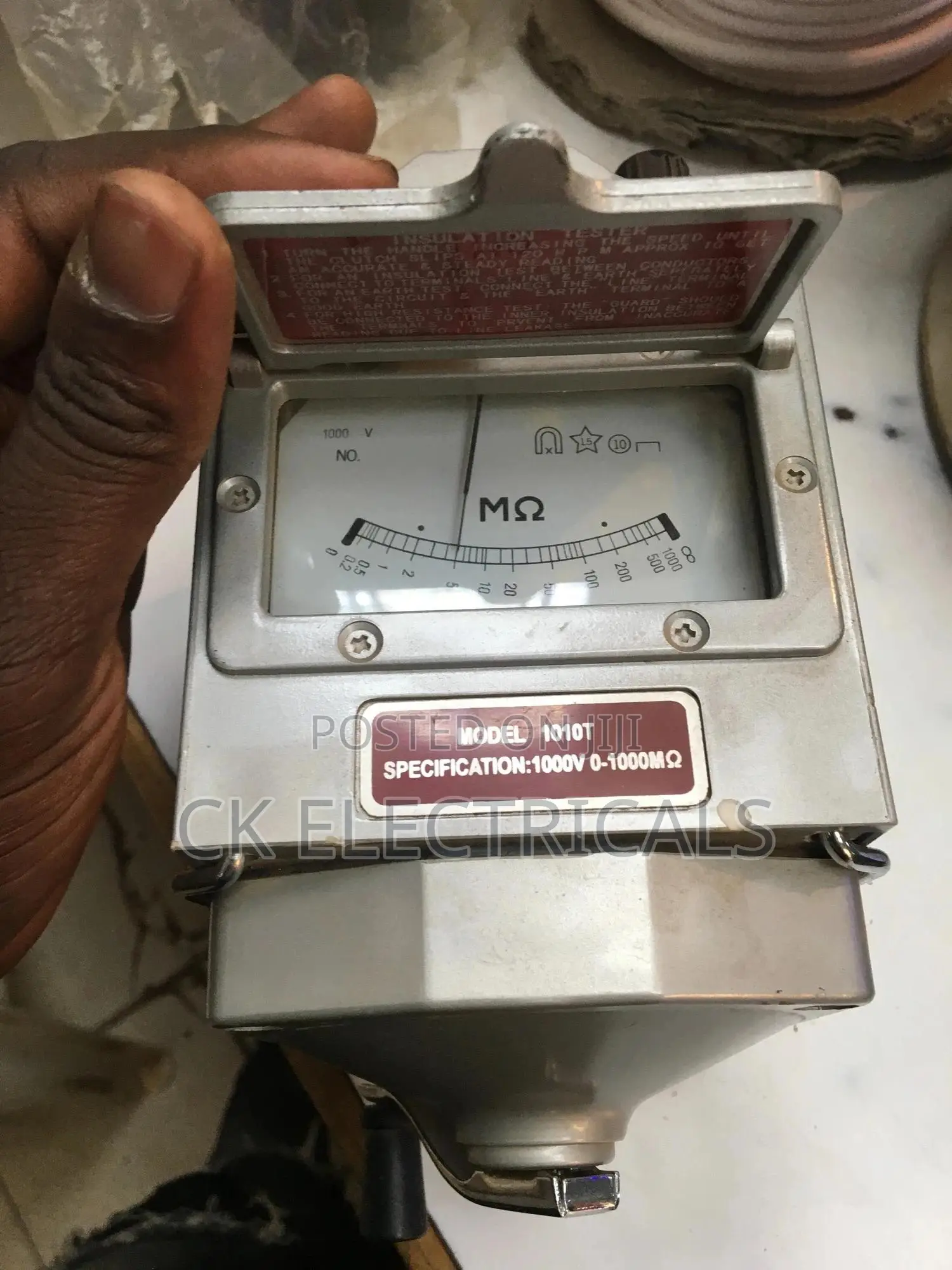 Earth Megger Tester 1000v 0-1000m