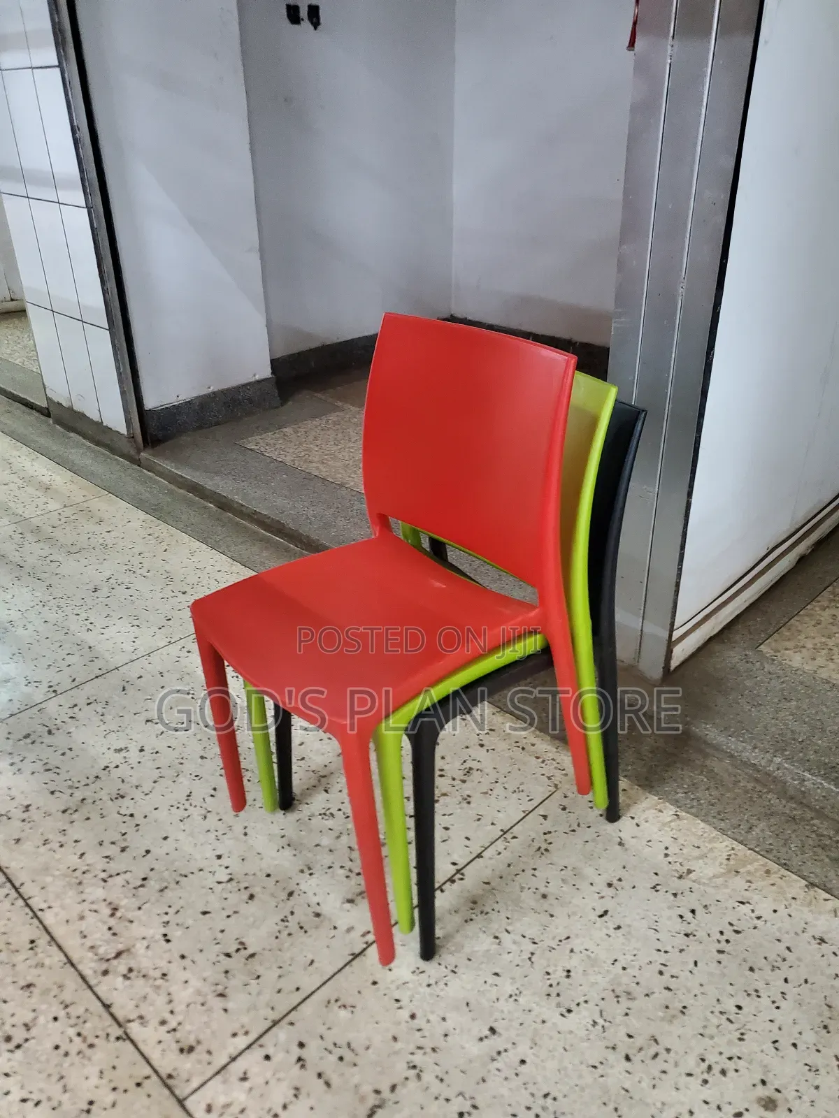 Straight Stand Portable Plastic Chairs Plastic Chairs