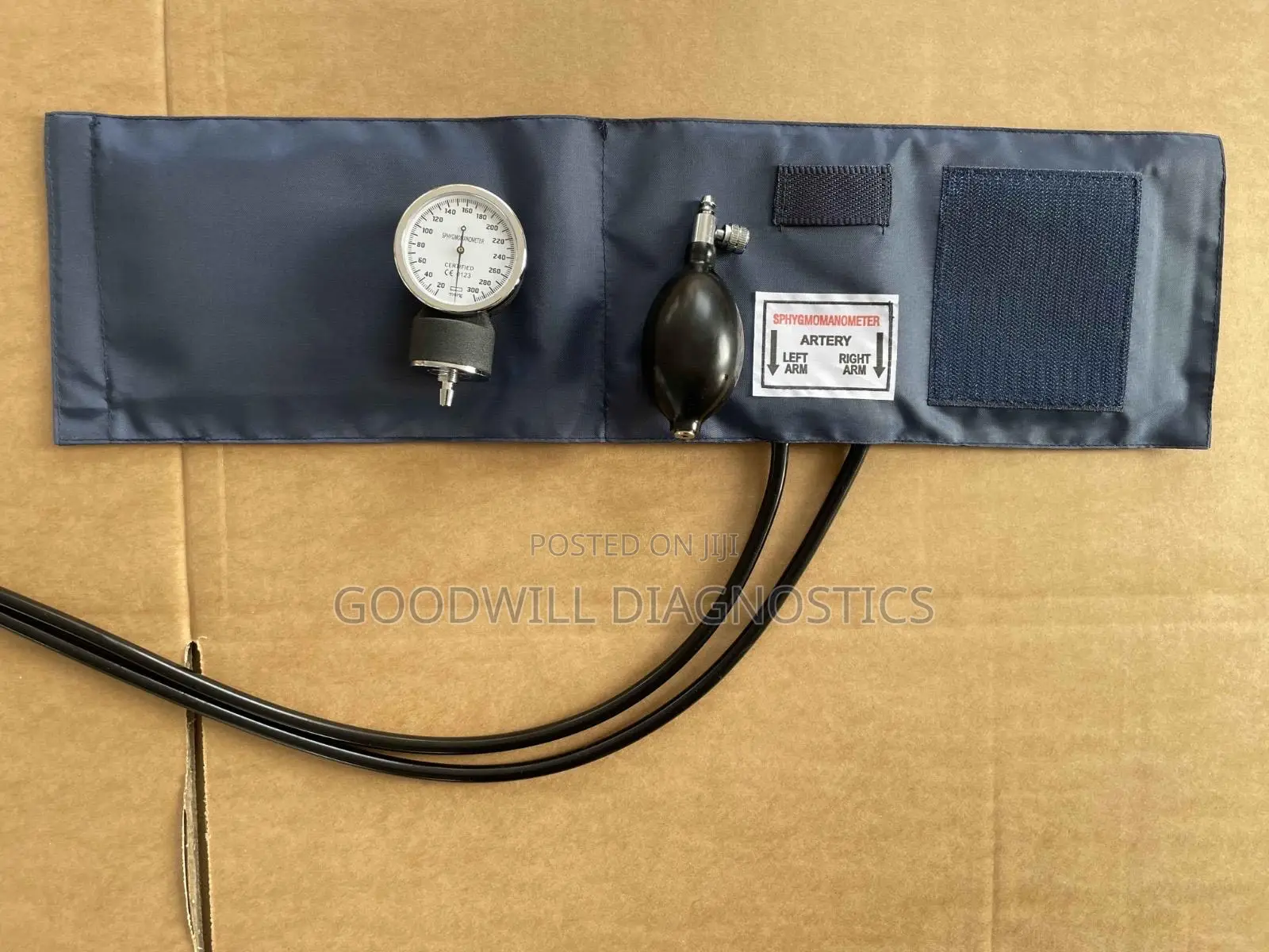 Aneroid Manual Bp Machine