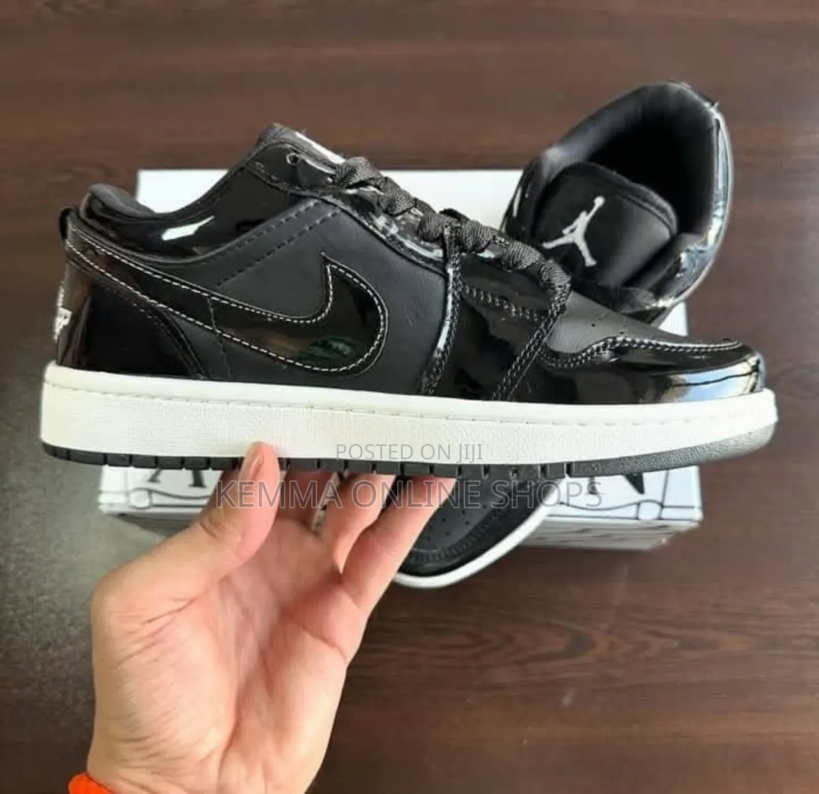 Nike X Travis Scot Low Sneakers X
