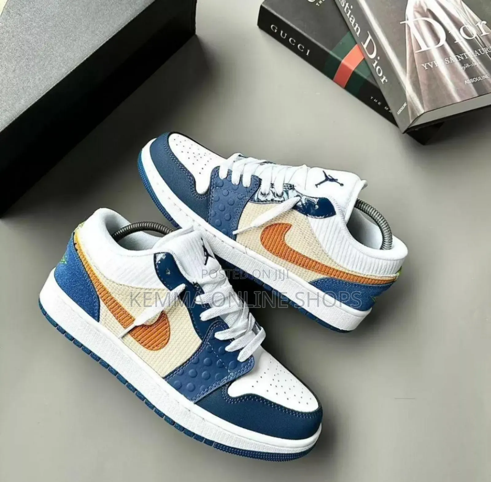 Nike X Travis Scot Low Sneakers X