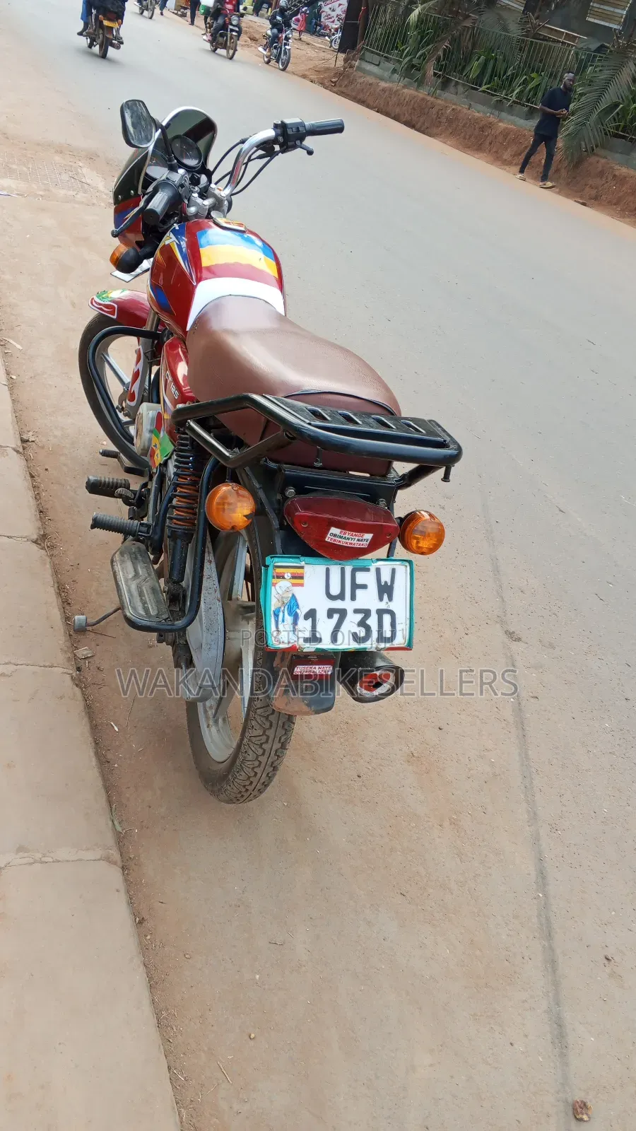 Bajaj Boxer 125 2023 Red