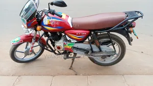 Bajaj Boxer 125 2023 Red