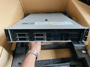 New Server Dell PowerEdge R750 128GB Intel Xeon SSD 1.5T