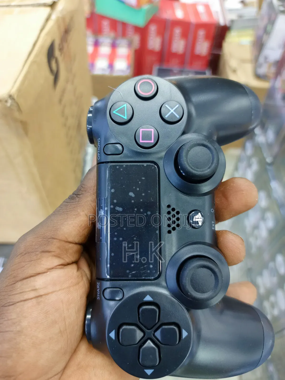 Sony Dualshock 4 Wireless Controller for the Playstation 4 (Ps4).