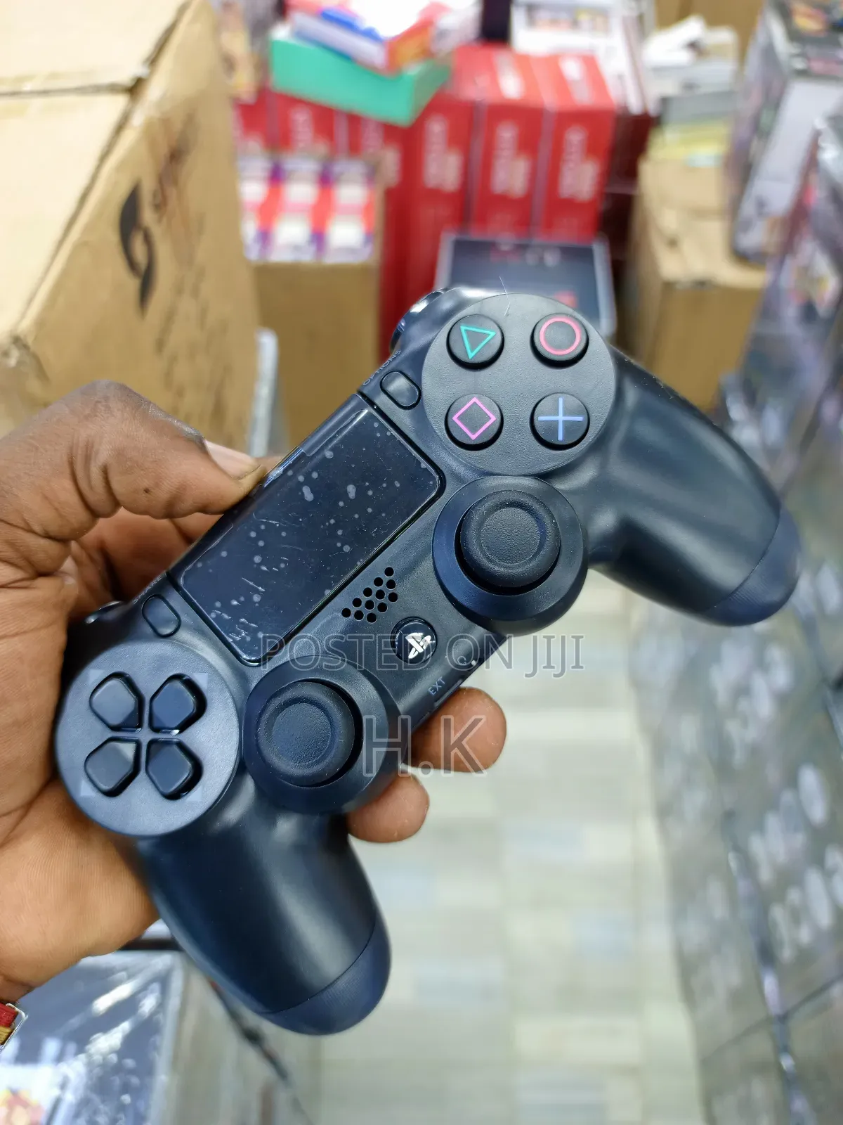 Sony Dualshock 4 Wireless Controller for the Playstation 4 (Ps4).