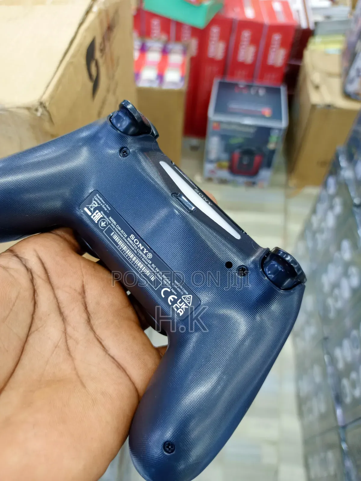 Sony Dualshock 4 Wireless Controller for the Playstation 4 (Ps4).