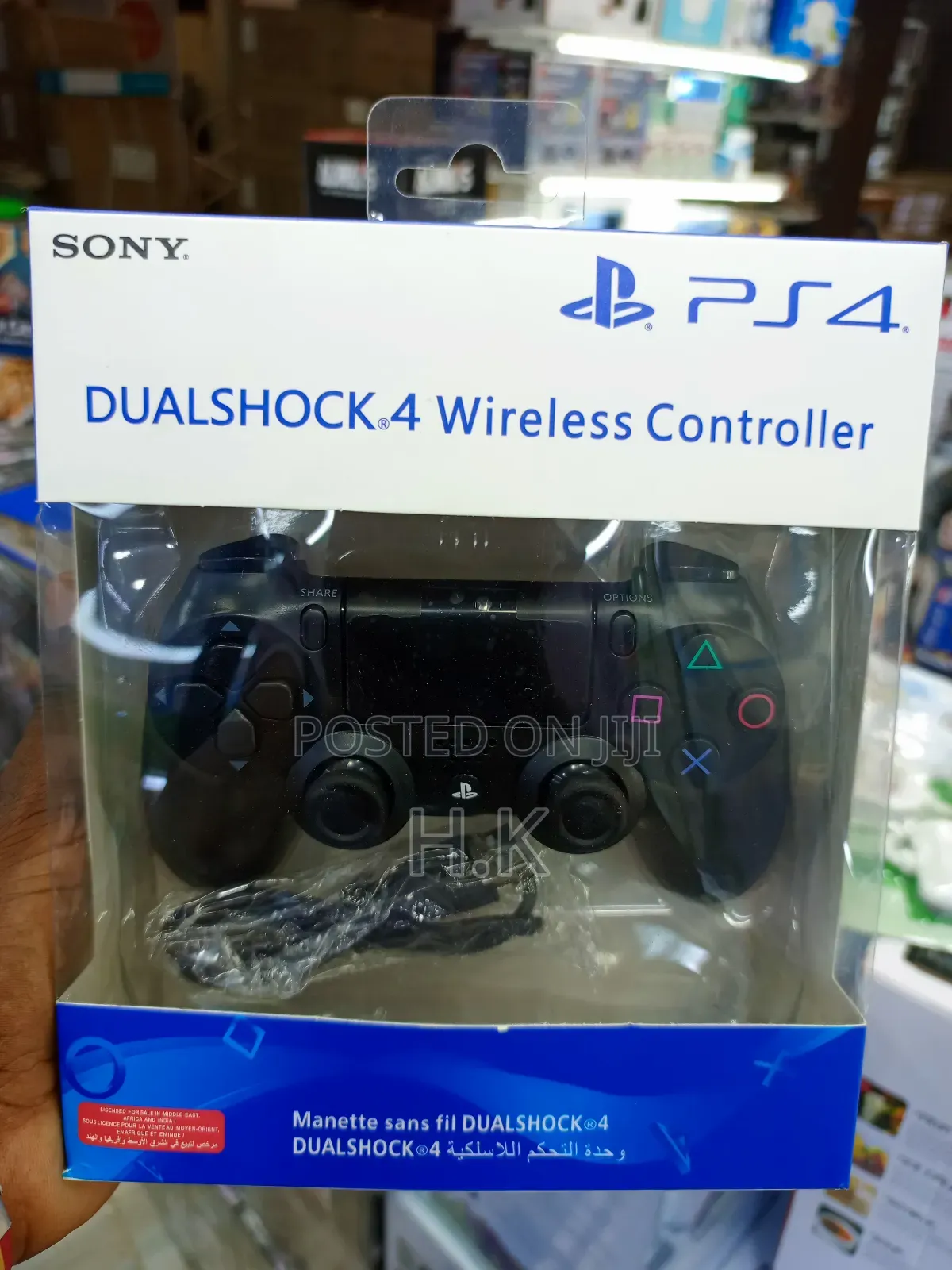 Sony Dualshock 4 Wireless Controller for the Playstation 4 (Ps4).