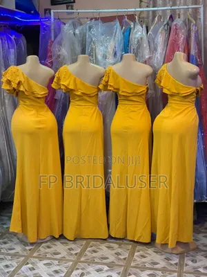 Bridesmaids Dresses for Hire 18pcs