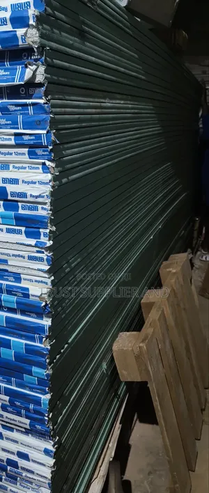 Gypsum Ceiling Worker Profile Lights
