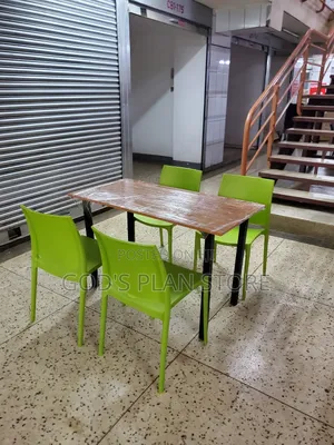 Indoor Dining Chairs and Table Plastic Chairs