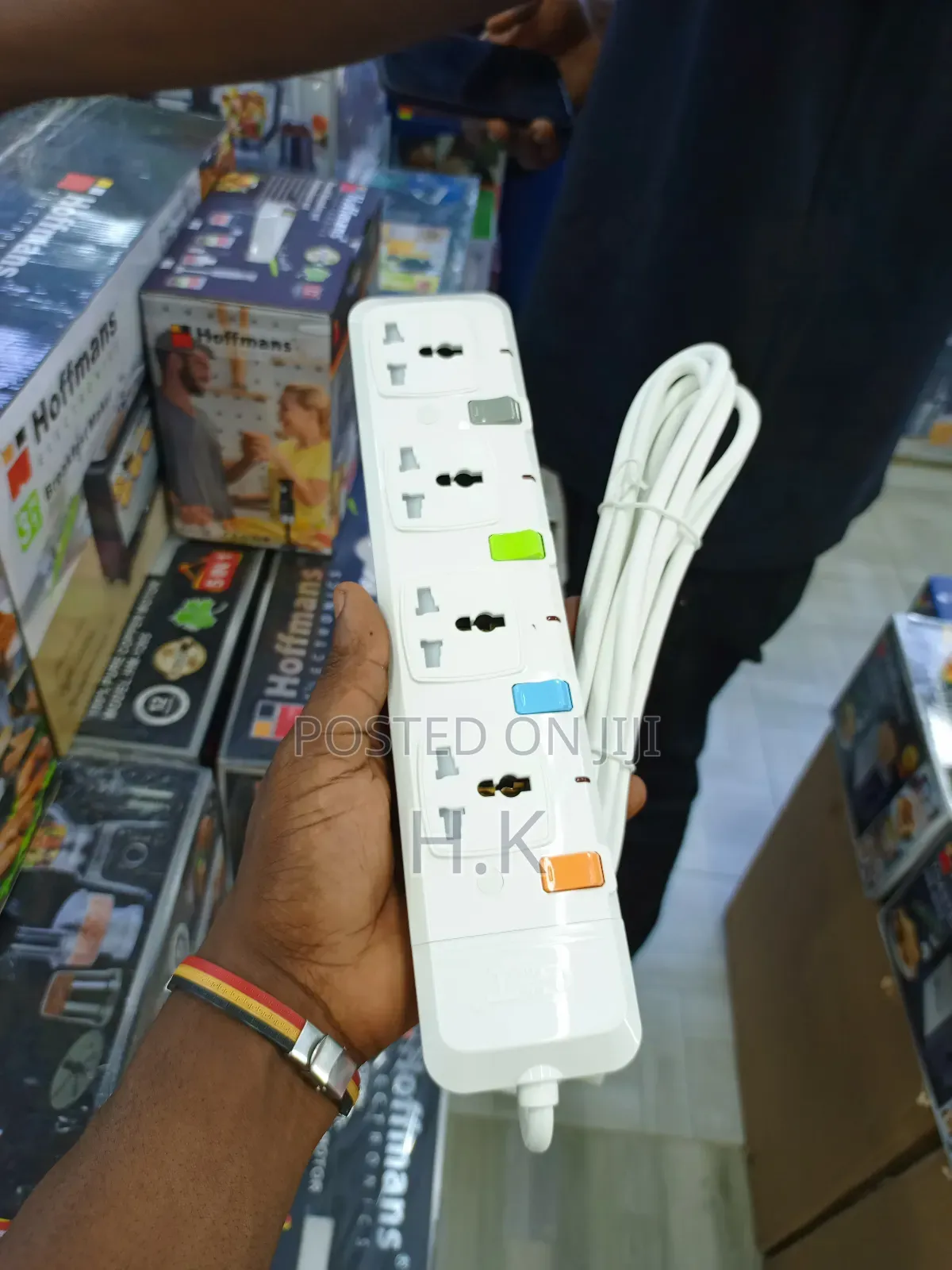 G T 4-Way Extension Socket.