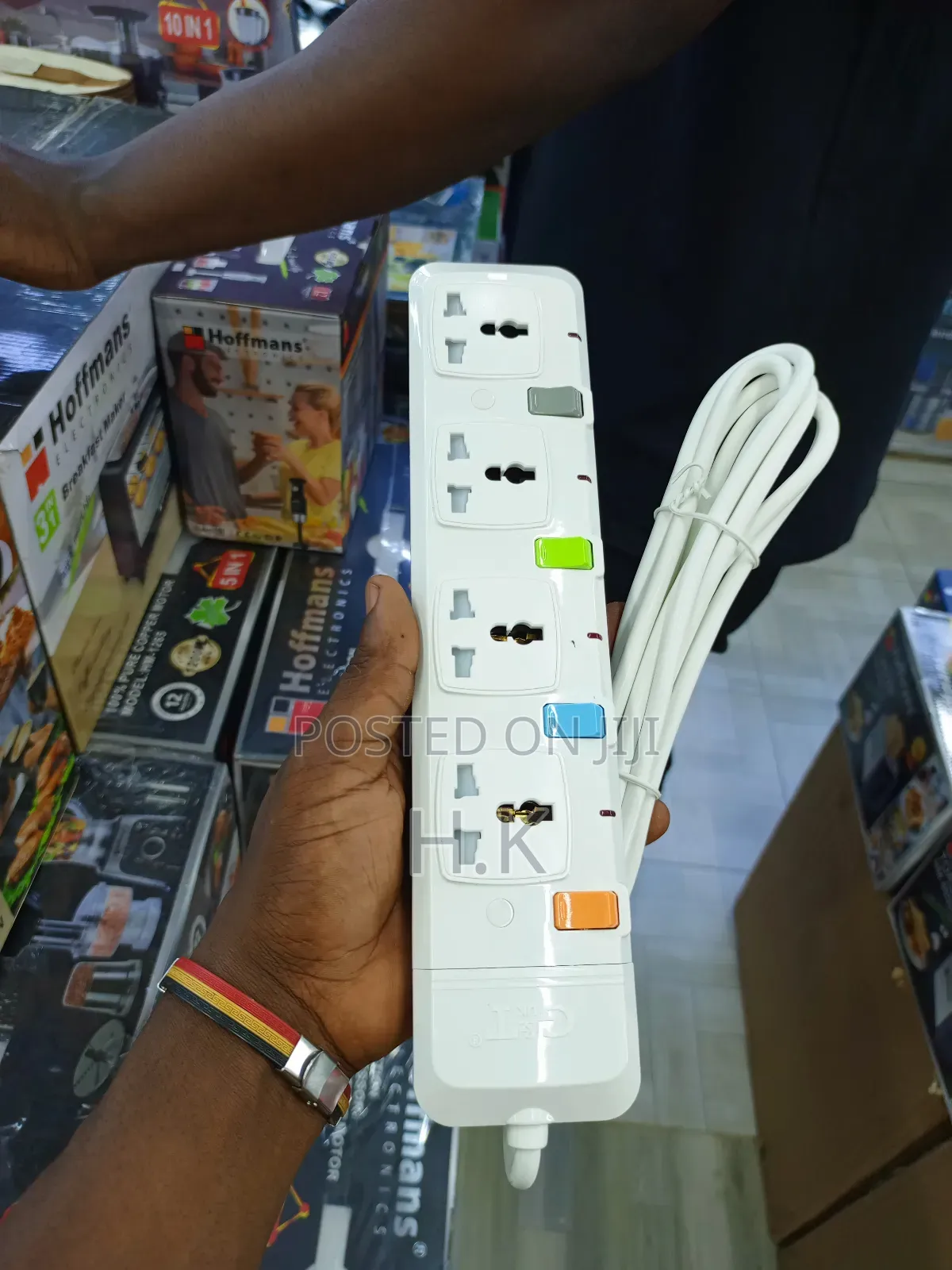G T 4-Way Extension Socket.