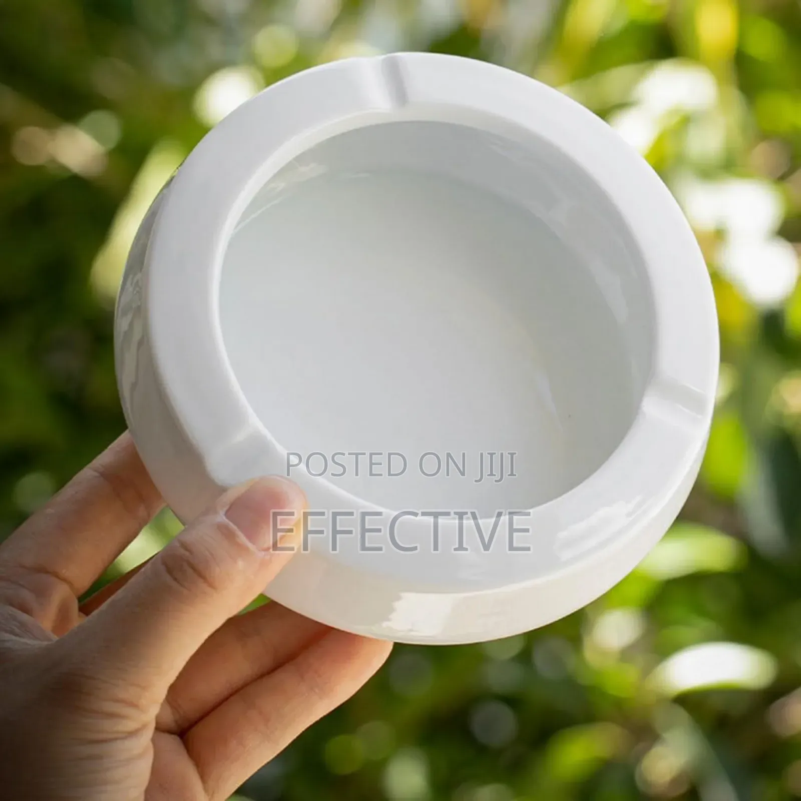 White Ash Tray